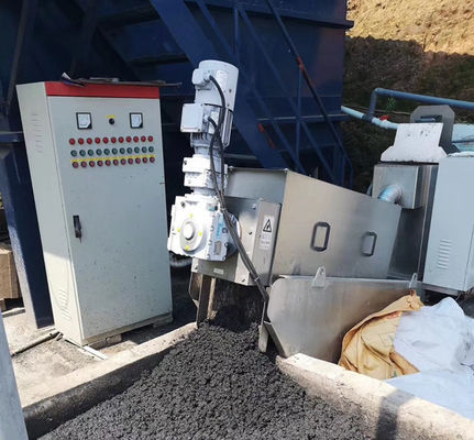 SUS304/316 Cassava Vinasse Coconut Palm Oil Sludge Filter Screw Press Dewatering Machine